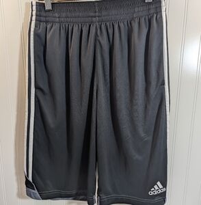 Adidas Men's Black And White With Gray Accent Basketball Shorts Size Medium